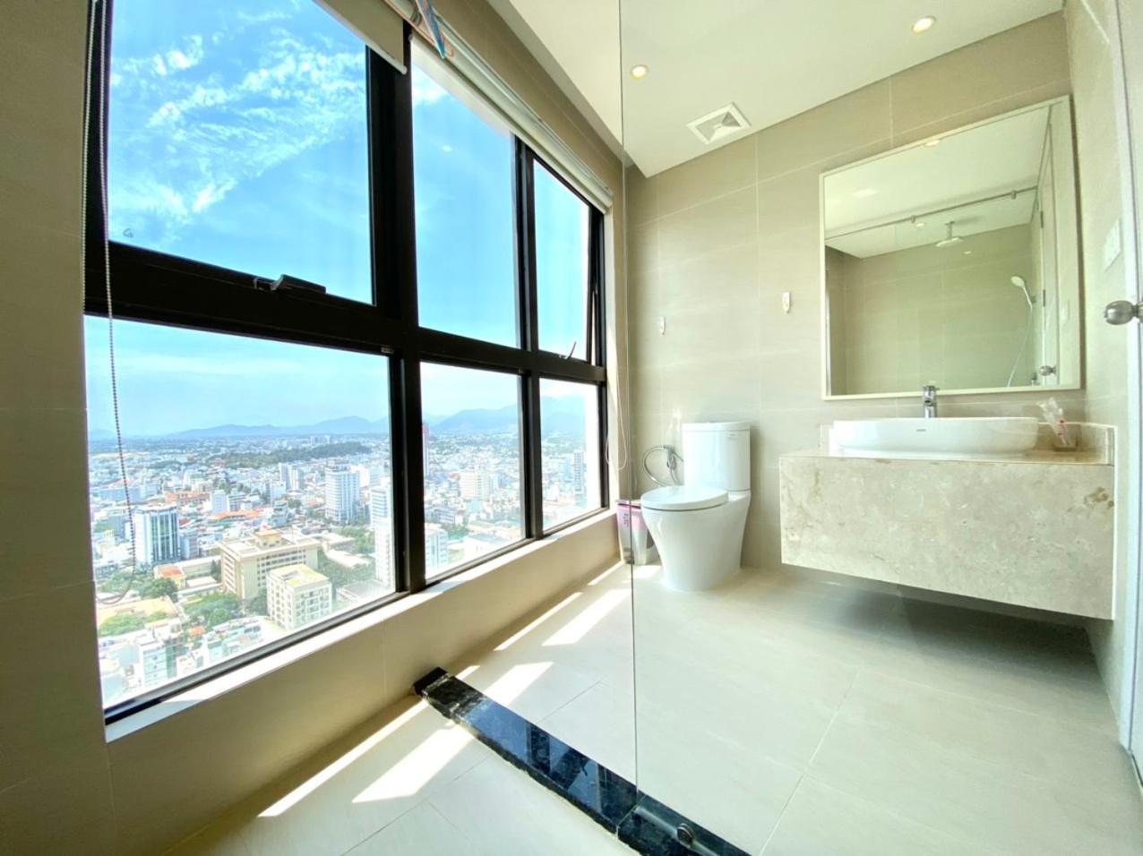 Wise Stay Gold Coast Apartment 나트랑 객실 사진